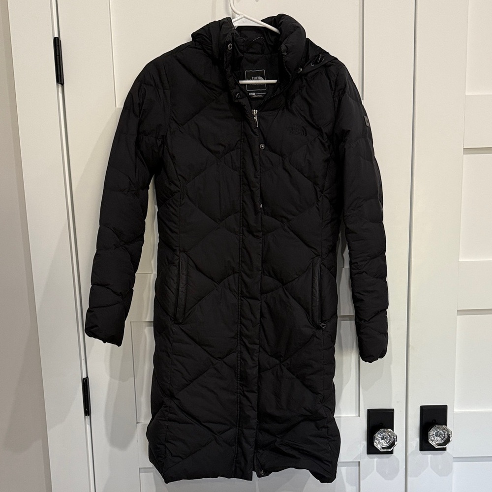 The North Face Women's Black Parka Puffer Coat
